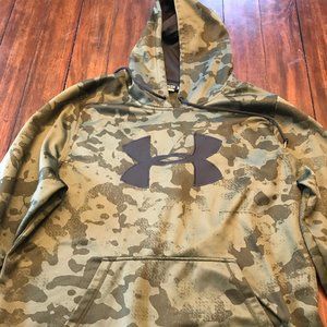 UNDER ARMOUR  green camouflage hoodie